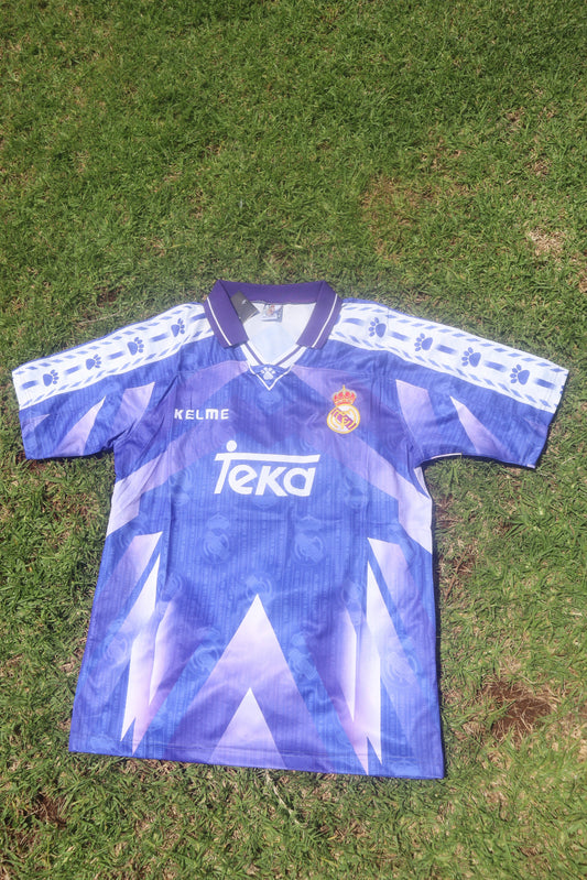 Real Madrid 96/97 Away Jersey (Kelme) - SEEDORF 10