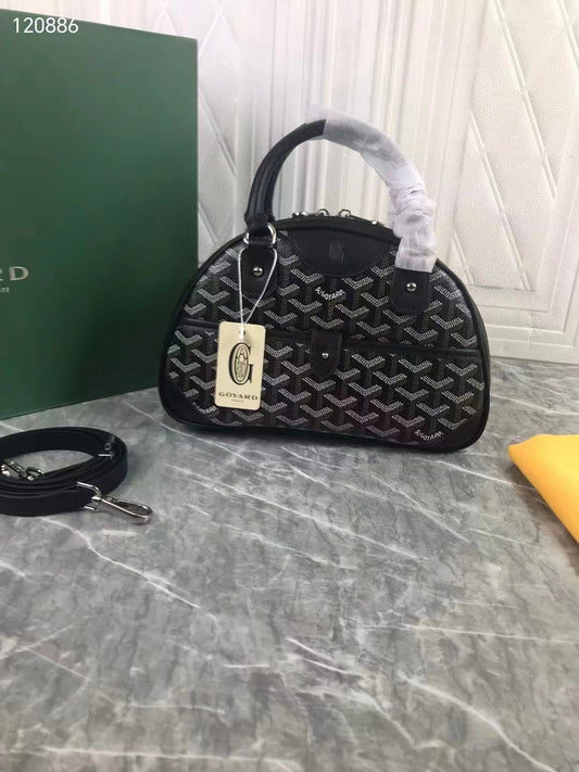 Goyard Saint Jeanne PM Bag (SW018)