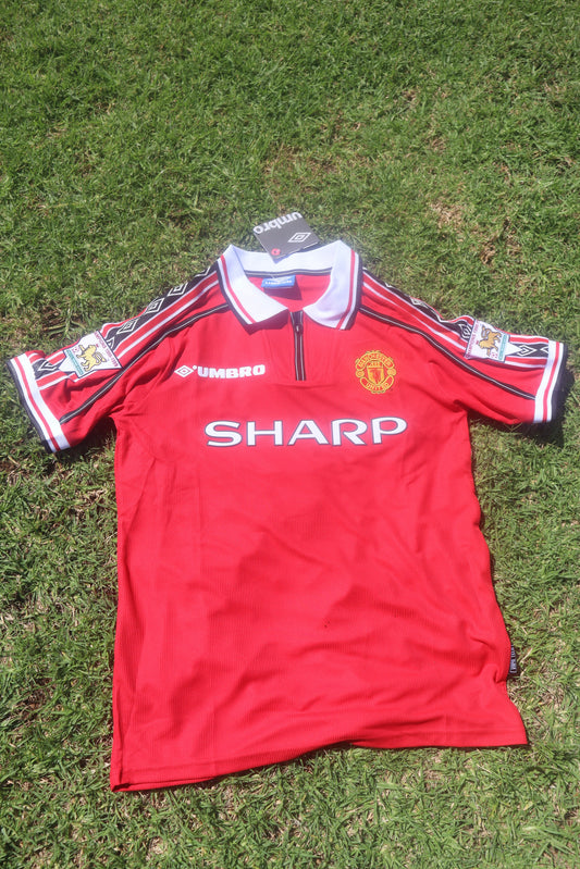 Manchester United 98/99 Home Jersey (Umbro) - BECKHAM 7