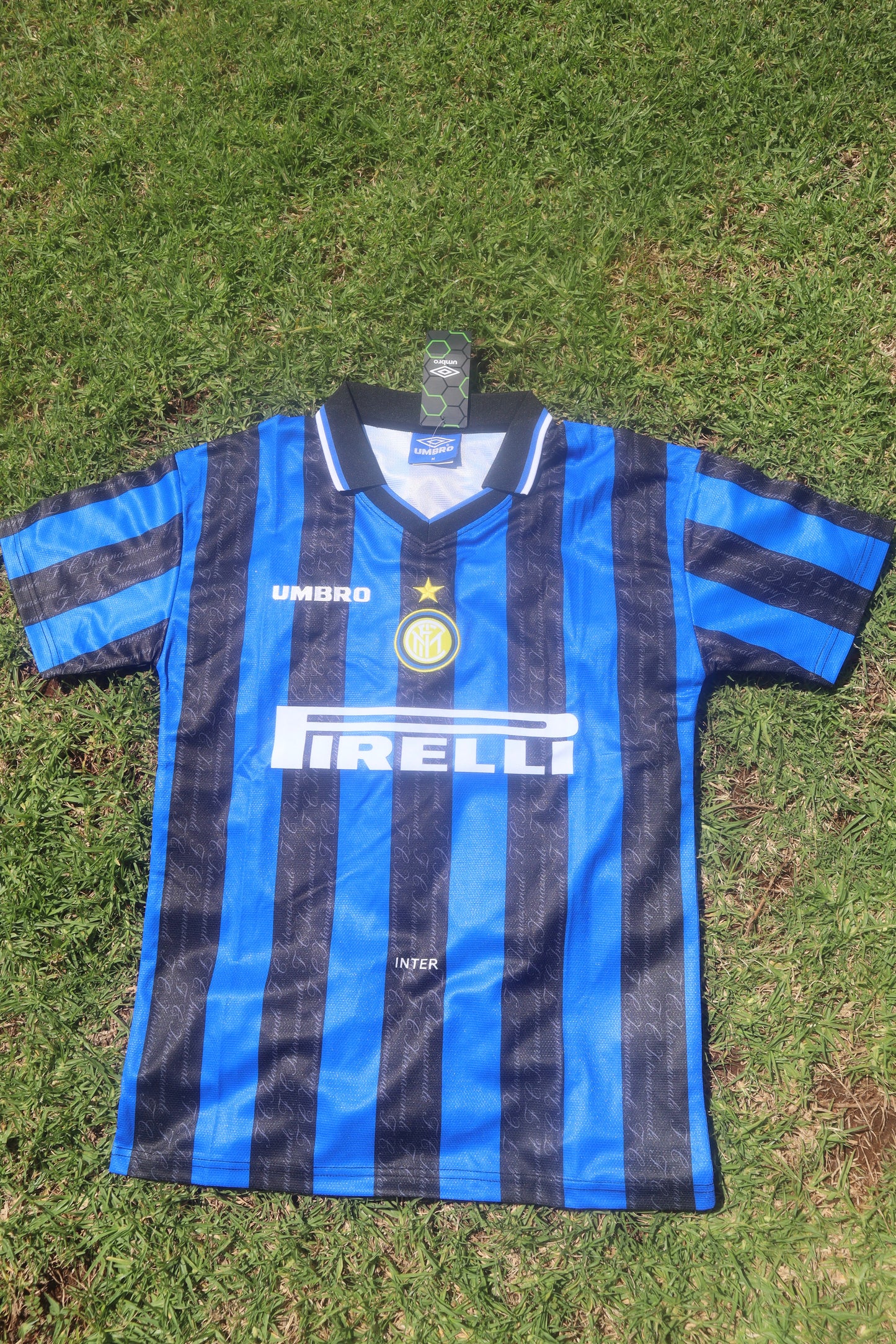 Inter Milan 97/98 Home Jersey (Umbro) - RONALDO 10