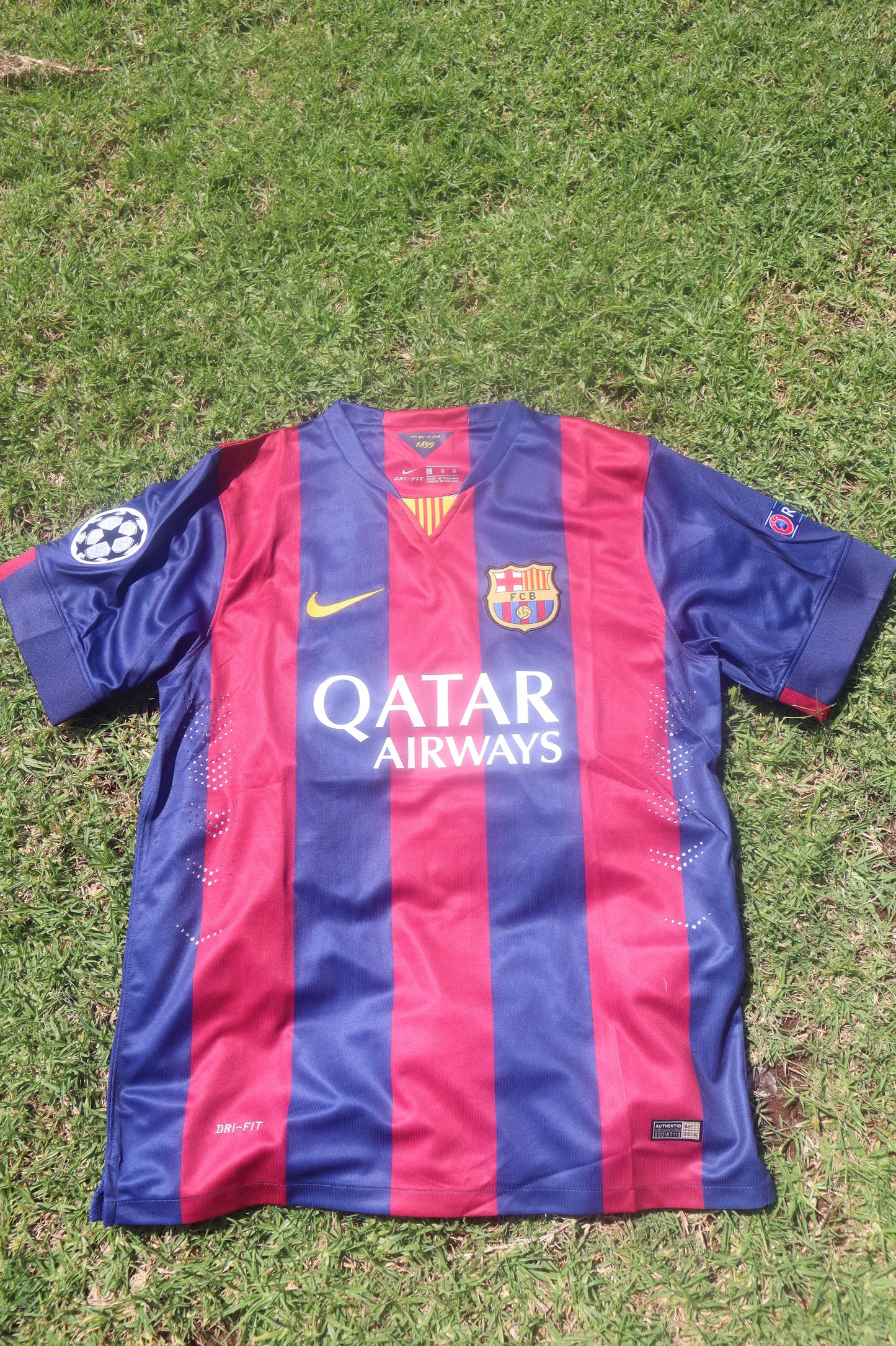 FC Barcelona 14/15 Home Jersey (Nike) - NEYMAR 11