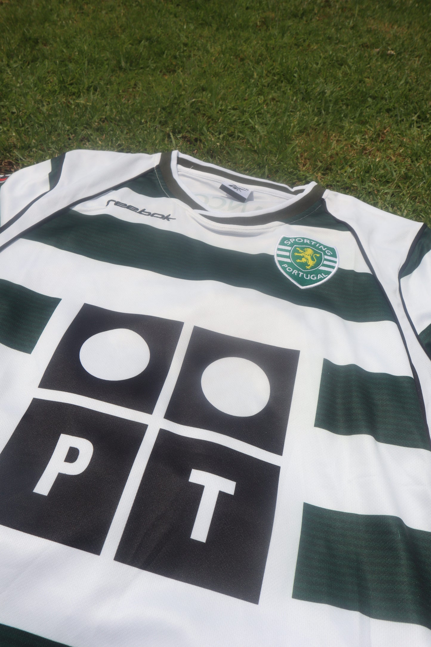 Sporting CP 02/03 Home Jersey (Reebok) - C. RONALDO 28