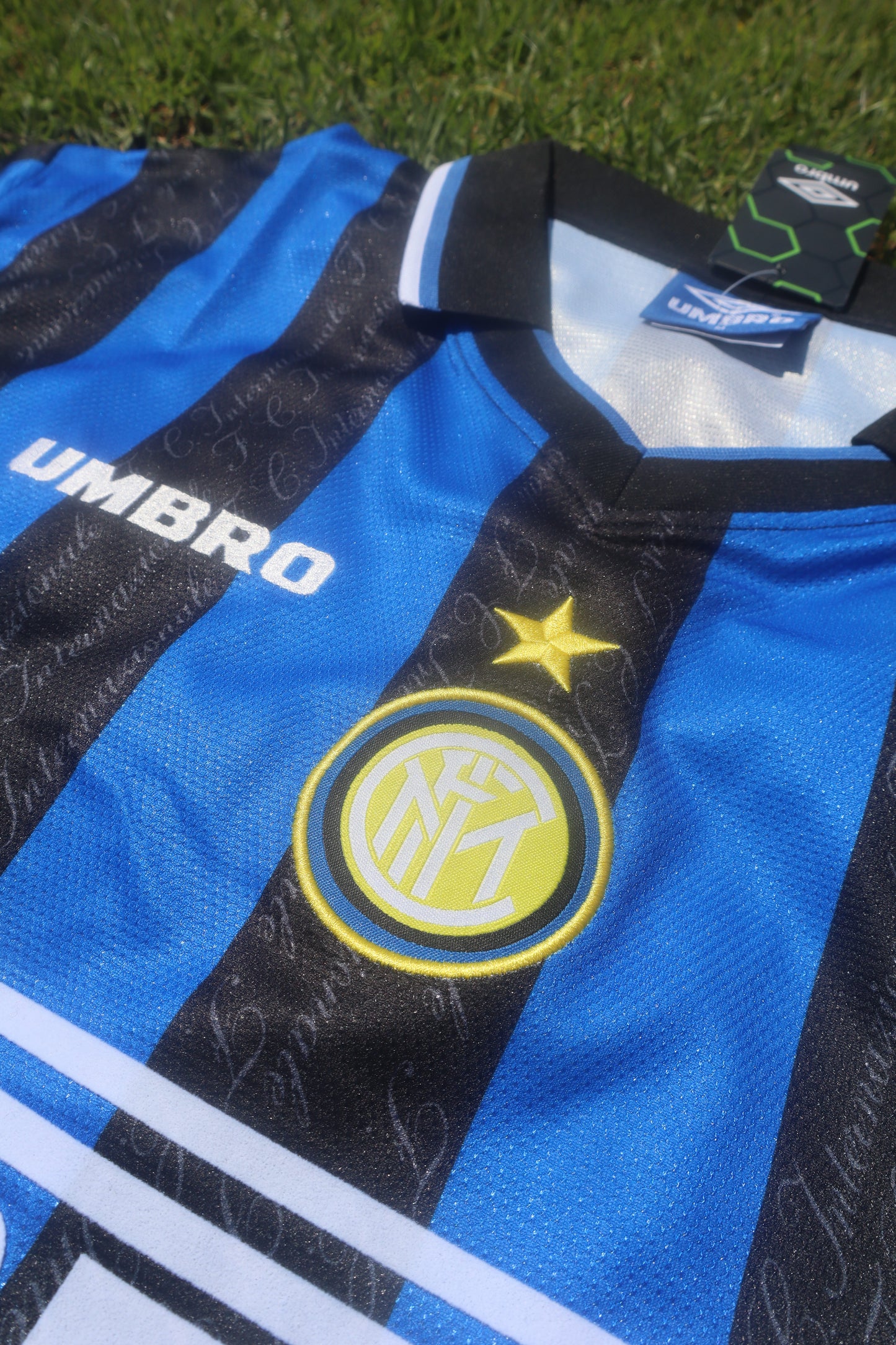 Inter Milan 97/98 Home Jersey (Umbro) - RONALDO 10