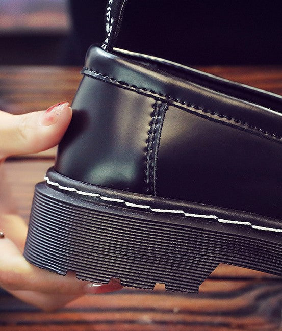 Dr Martens Tassel Loafer - Black & White (SW056)