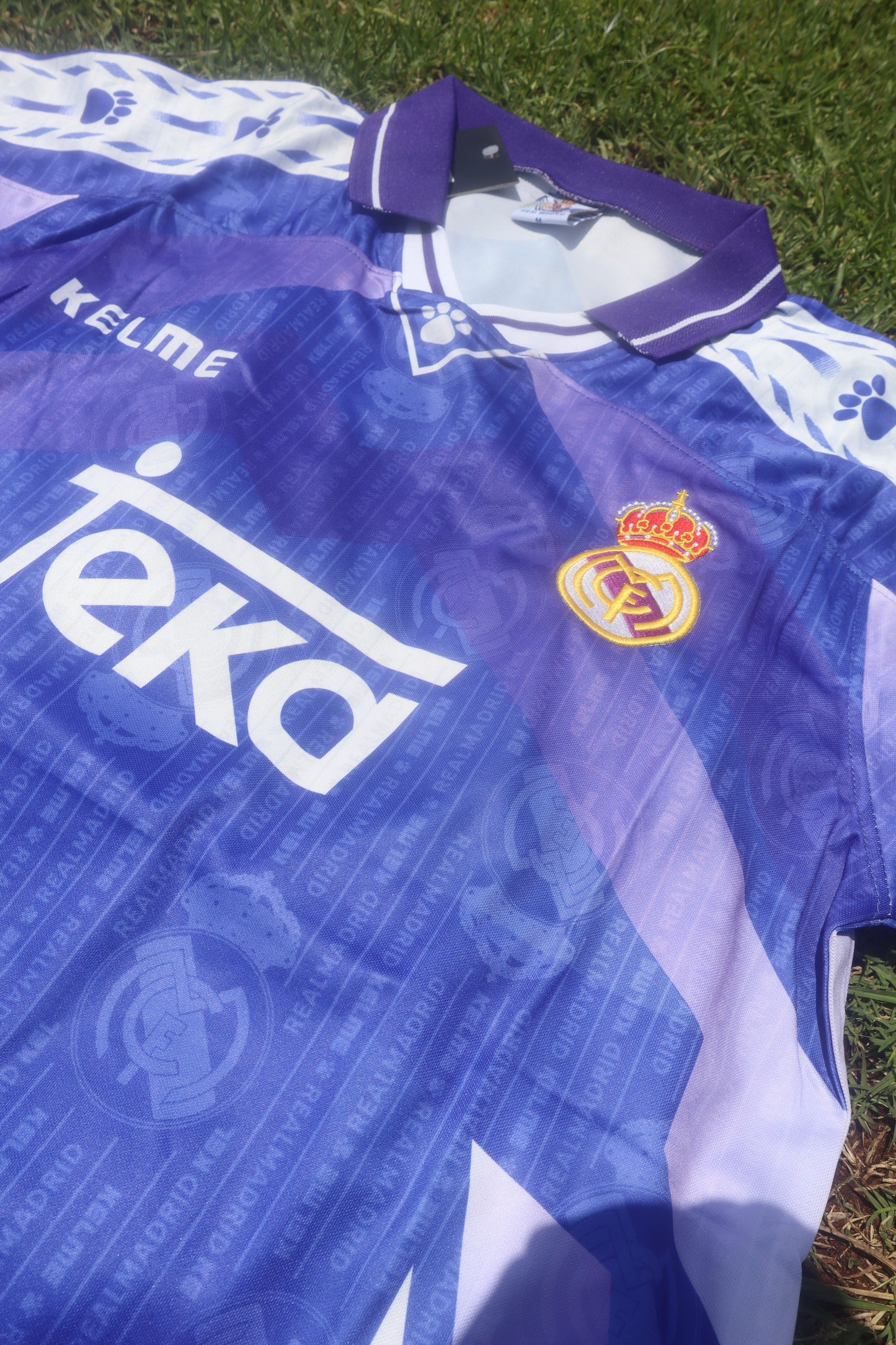 Real Madrid 96/97 Away Jersey (Kelme) - SEEDORF 10
