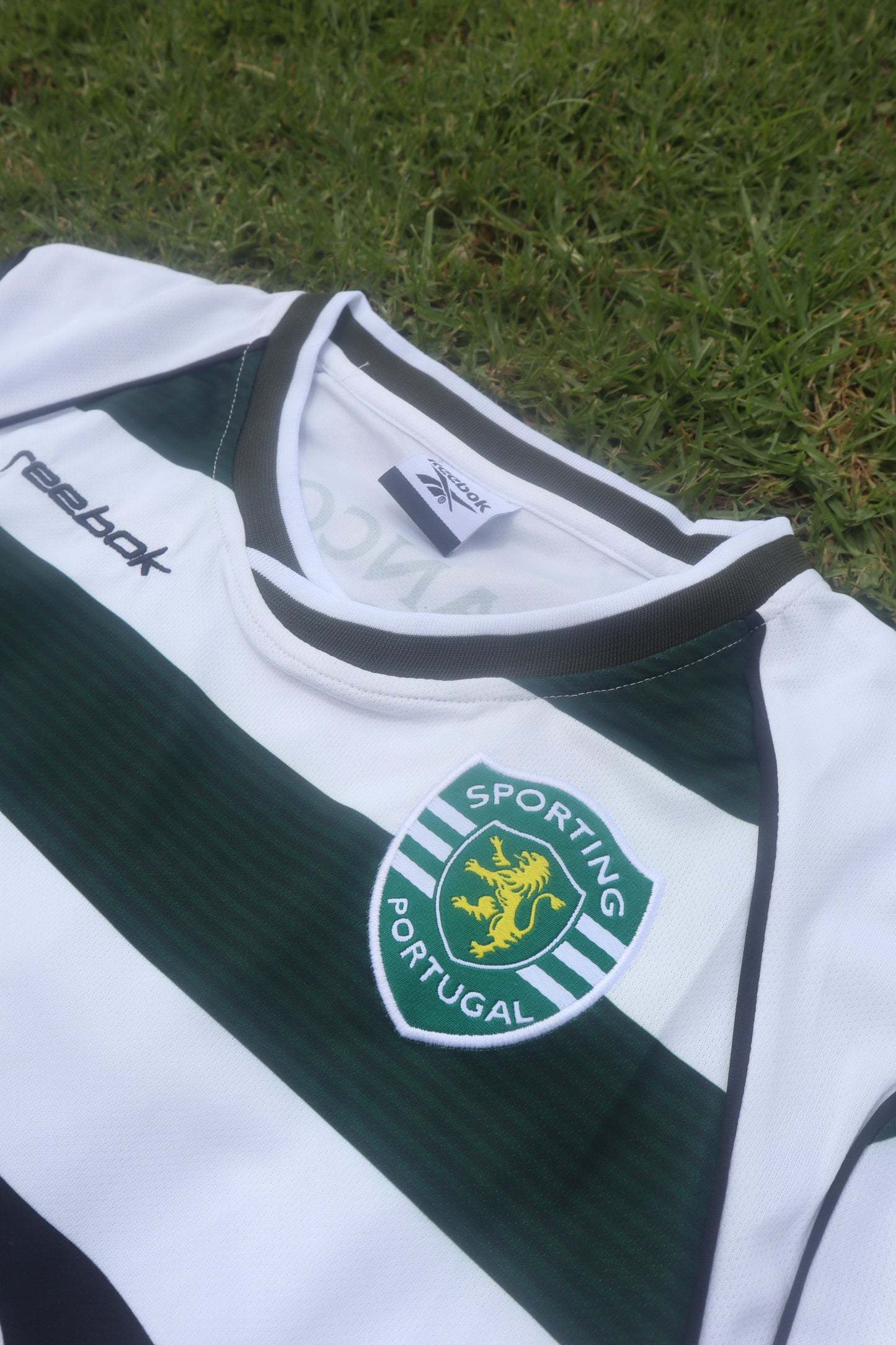 Sporting CP 02/03 Home Jersey (Reebok) - C. RONALDO 28