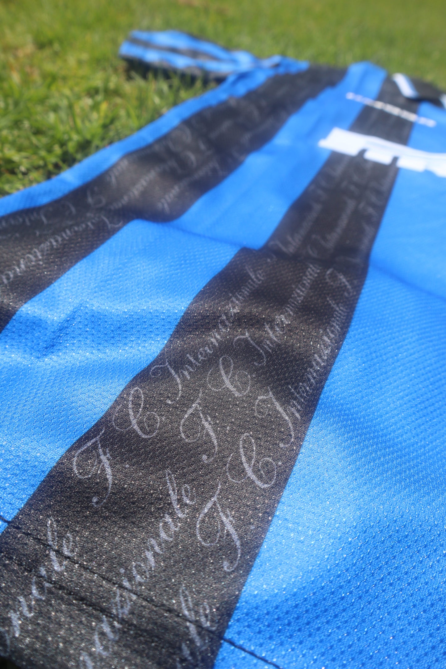 Inter Milan 97/98 Home Jersey (Umbro) - RONALDO 10