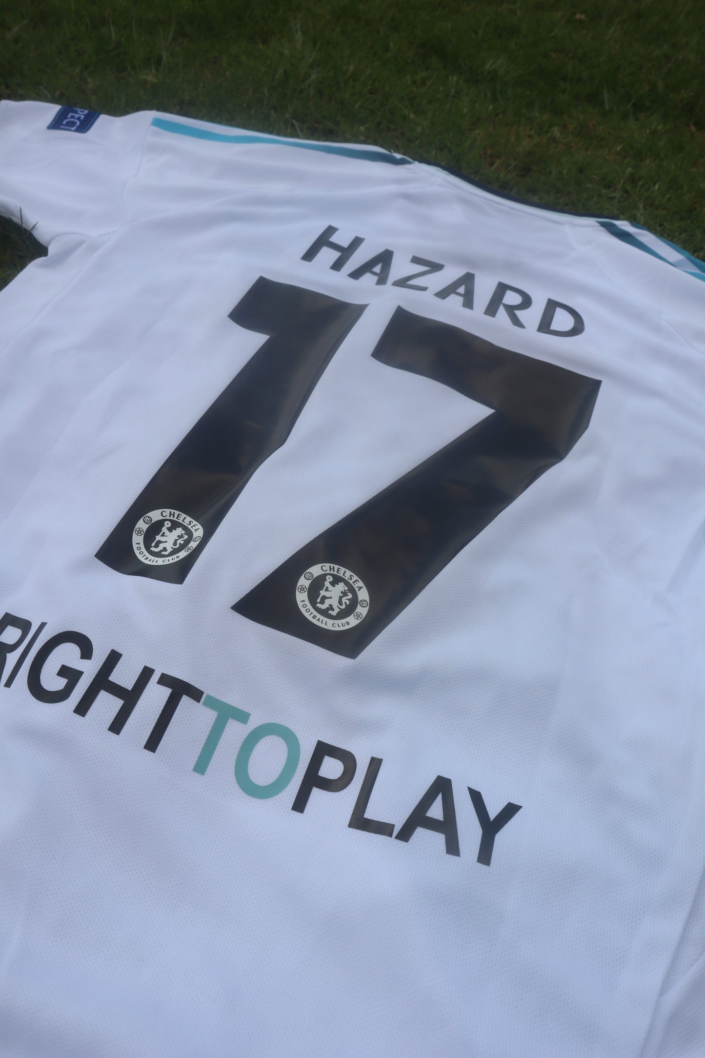 Chelsea FC 12/13 Away Jersey (Adidas) - HAZARD 17