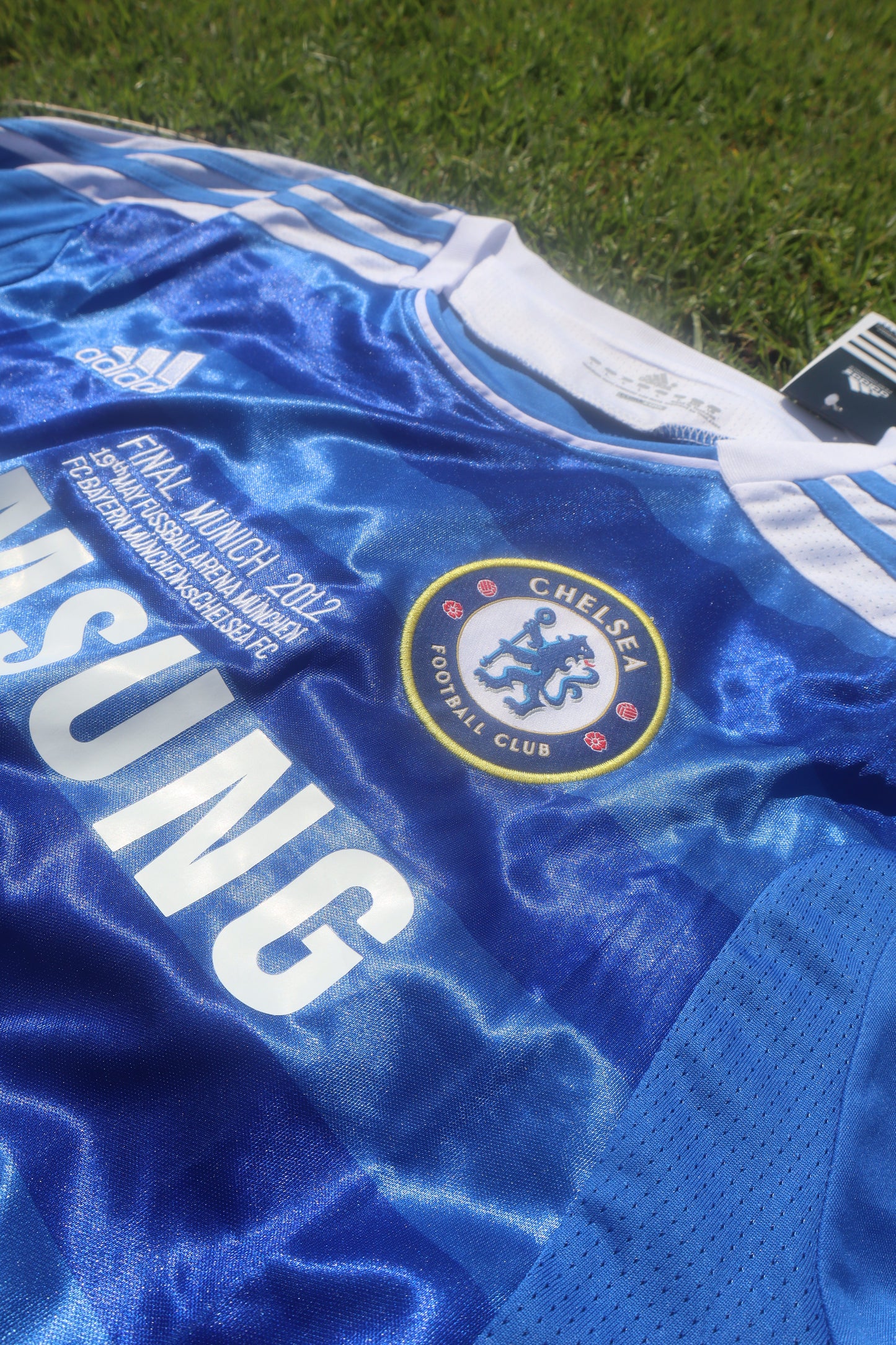 Chelsea FC 11/12 Home Jersey (Adidas) - DROGBA 11
