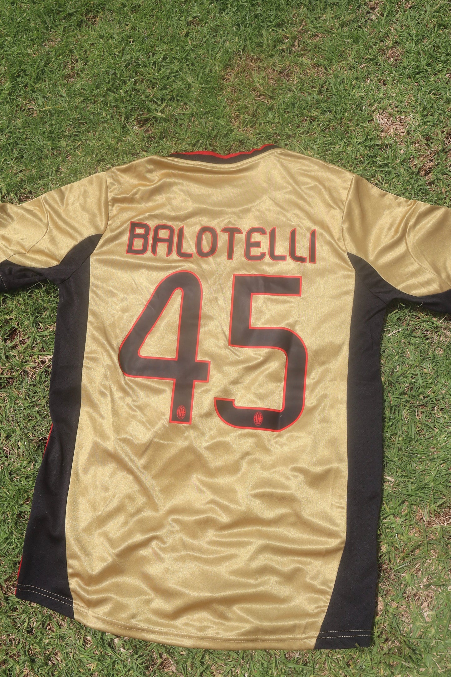 AC Milan 13/14 Away Jersey (Adidas) - BALOTELLI 45