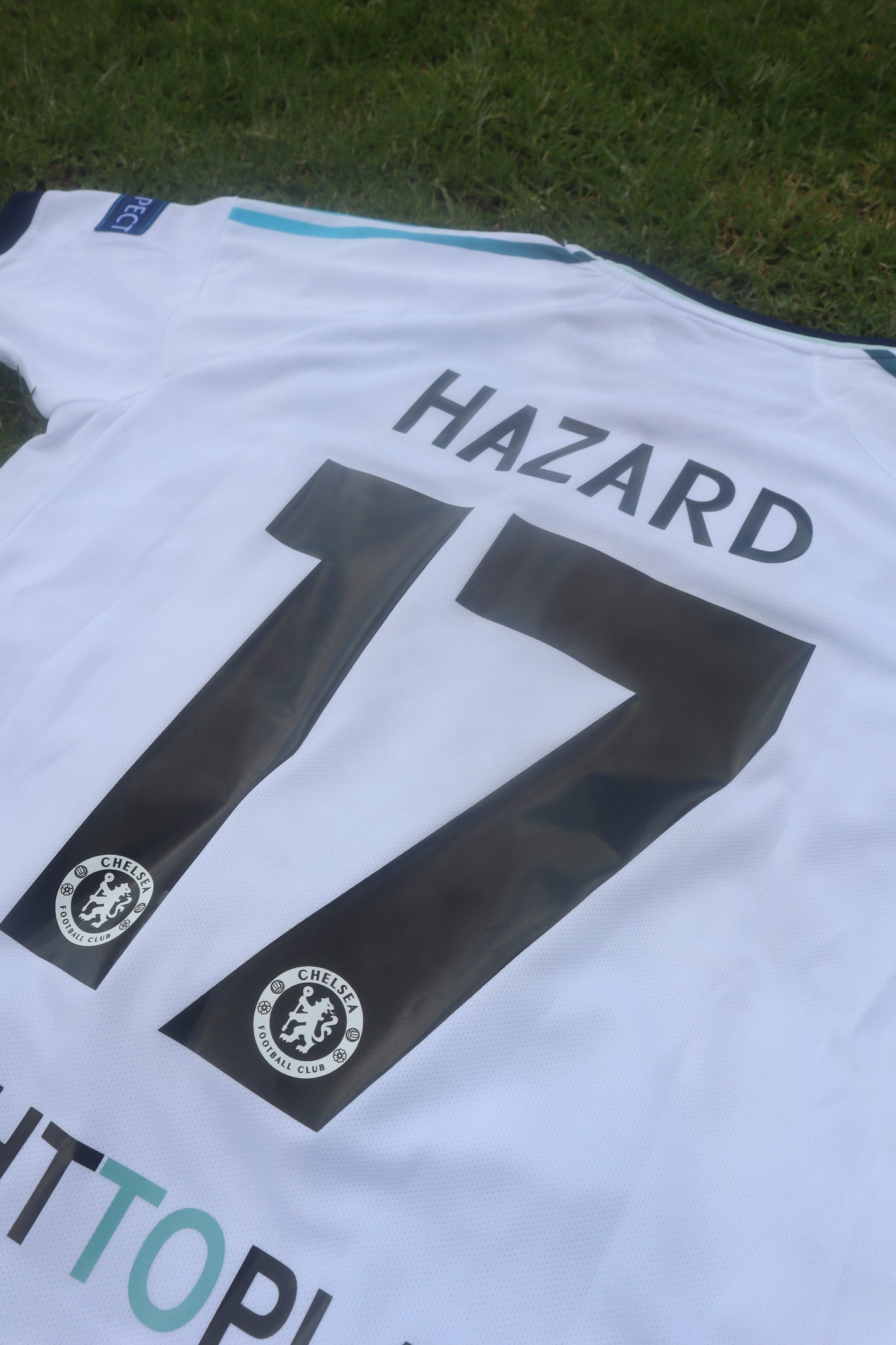 Chelsea FC 12/13 Away Jersey (Adidas) - HAZARD 17