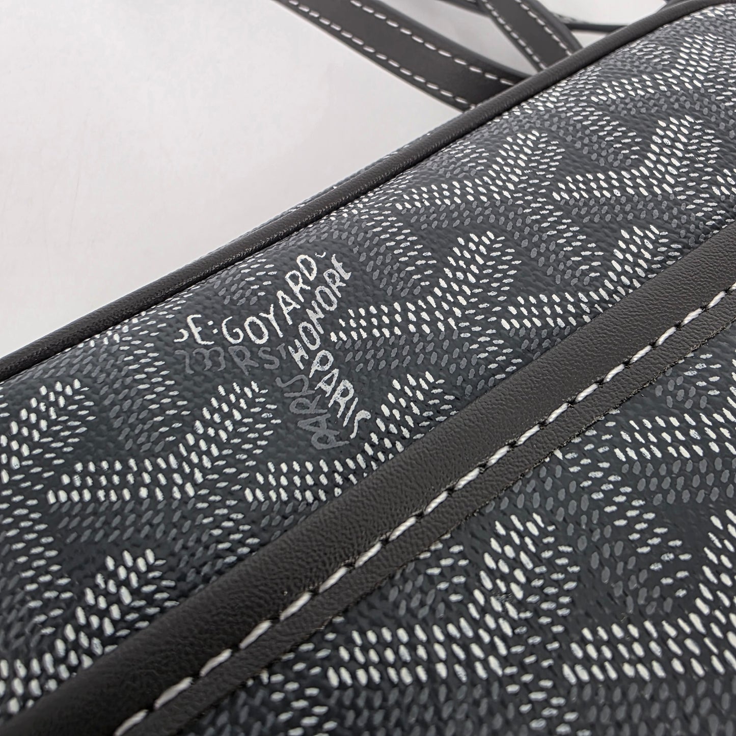 Goyard Cap Vert Crossbody Bag - Grey