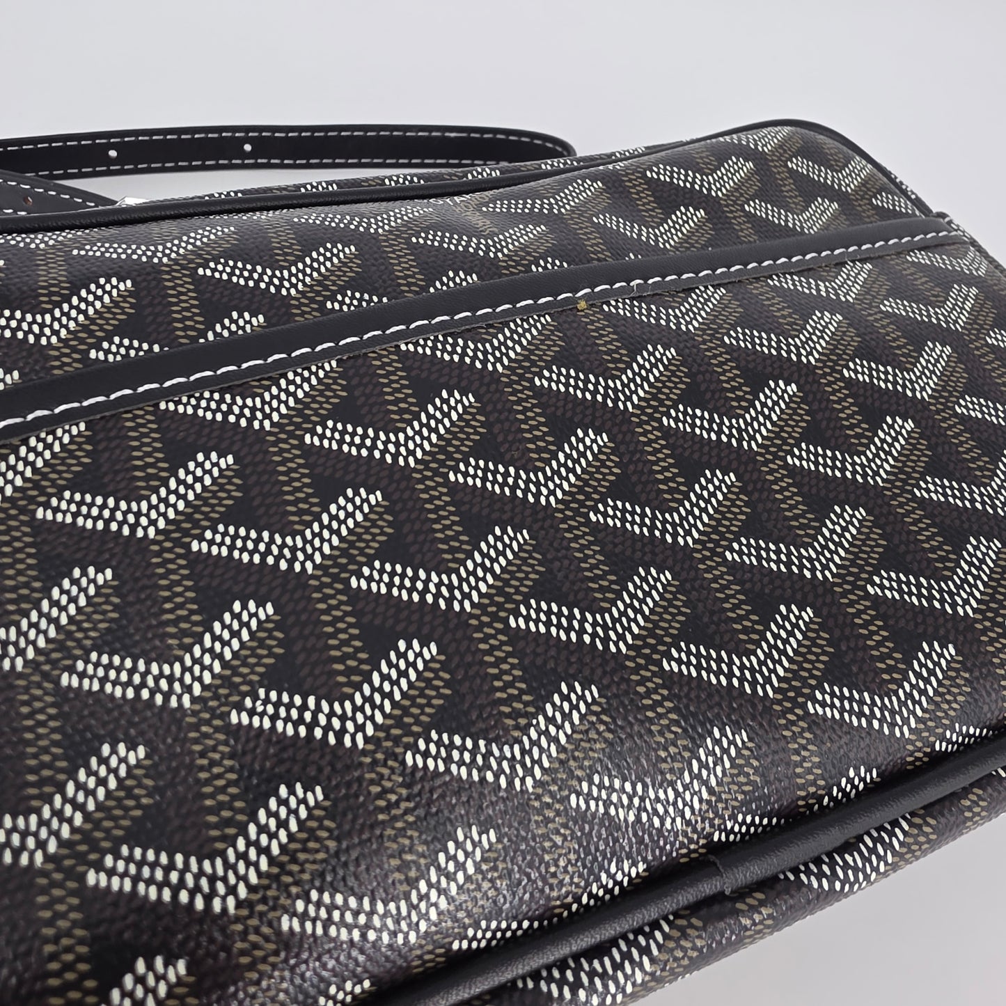 Goyard Cap Vert Crossbody Bag - Black