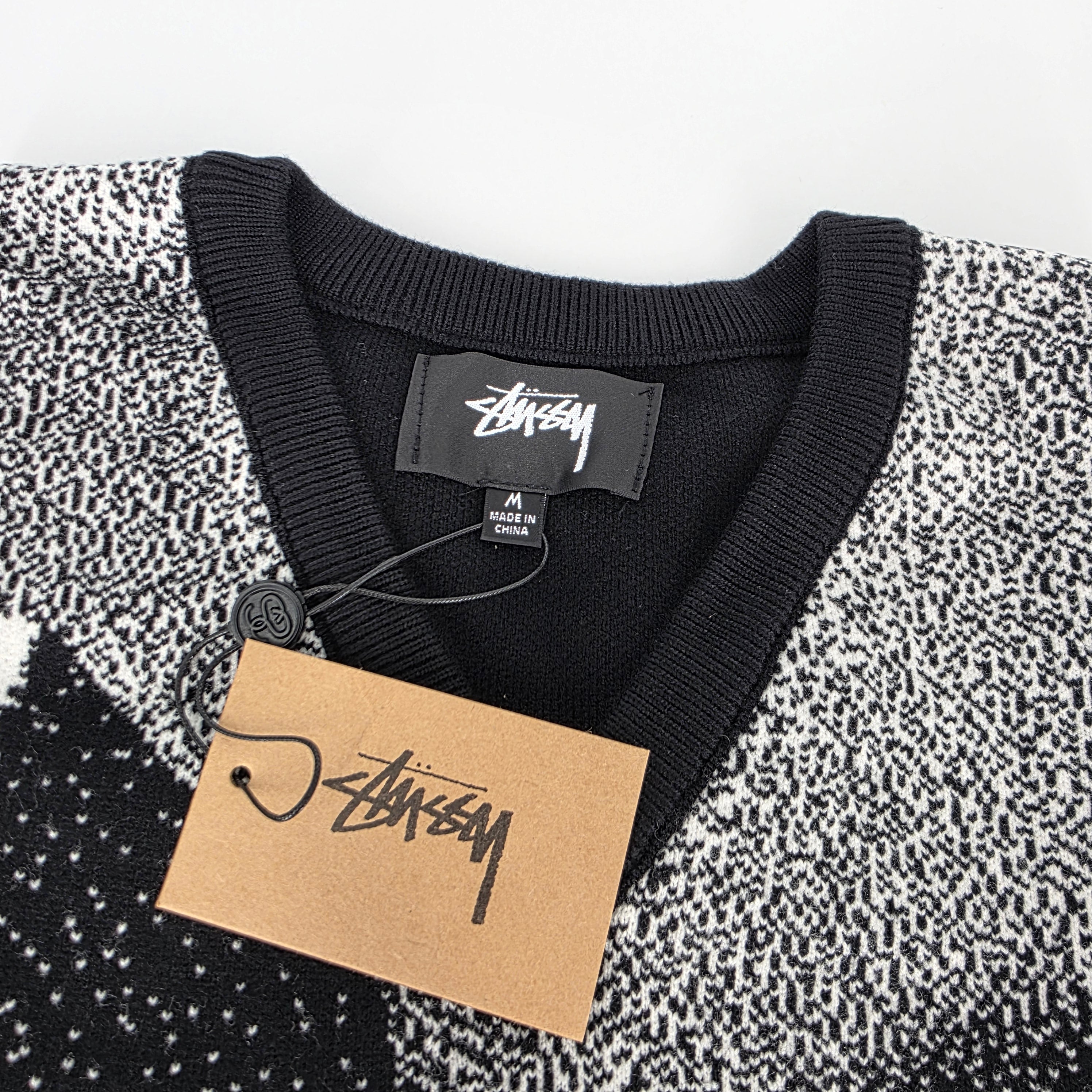 トップス stussy PHOTO JACQUARD VEST Stussy Photo Jacquard Vest Condition : New with Tag Size : M
