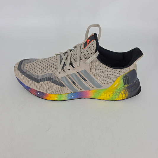 Adidas Ultraboost - Grey & Multicolor (UK10.5)