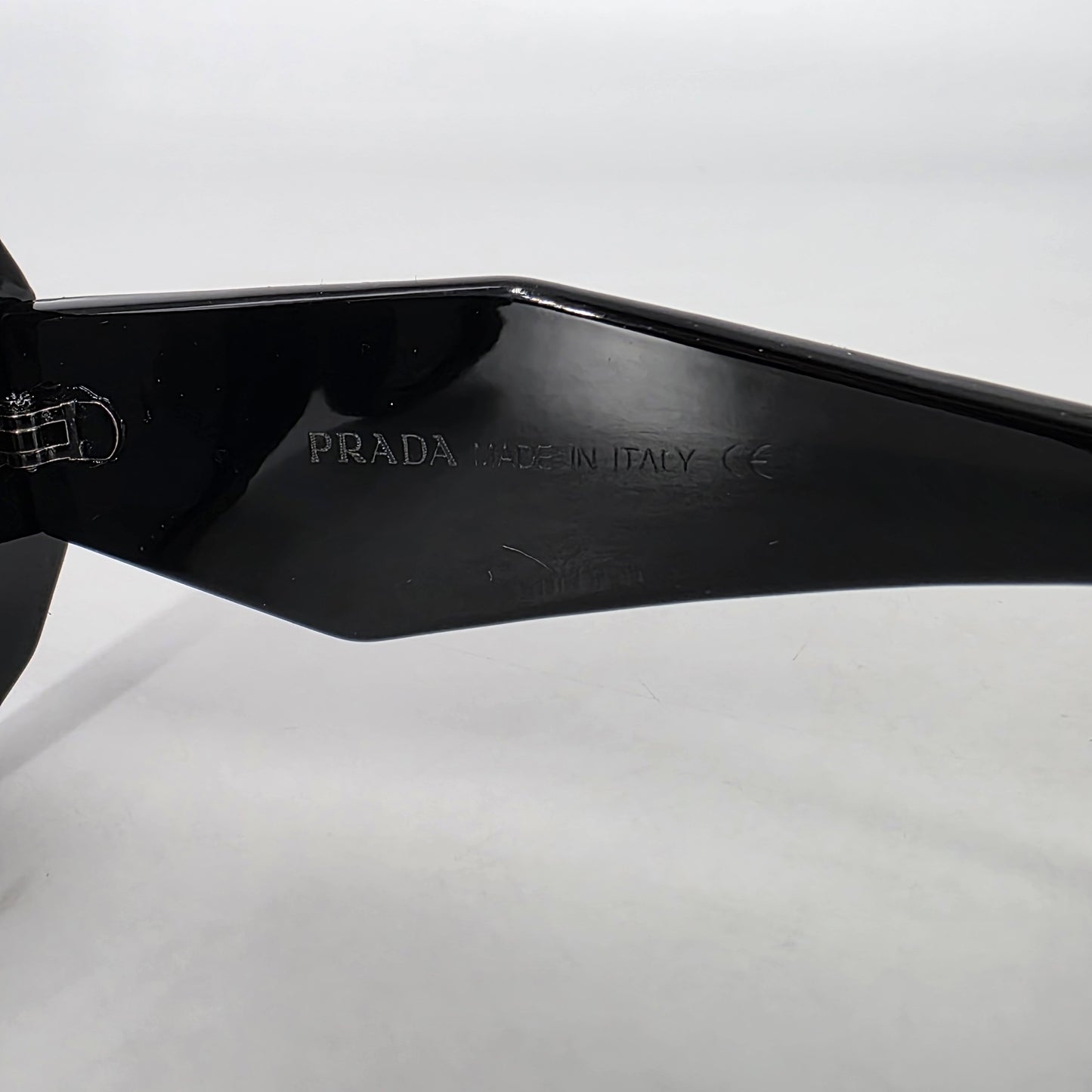 Prada SPR 17WS Sunglasses - Black