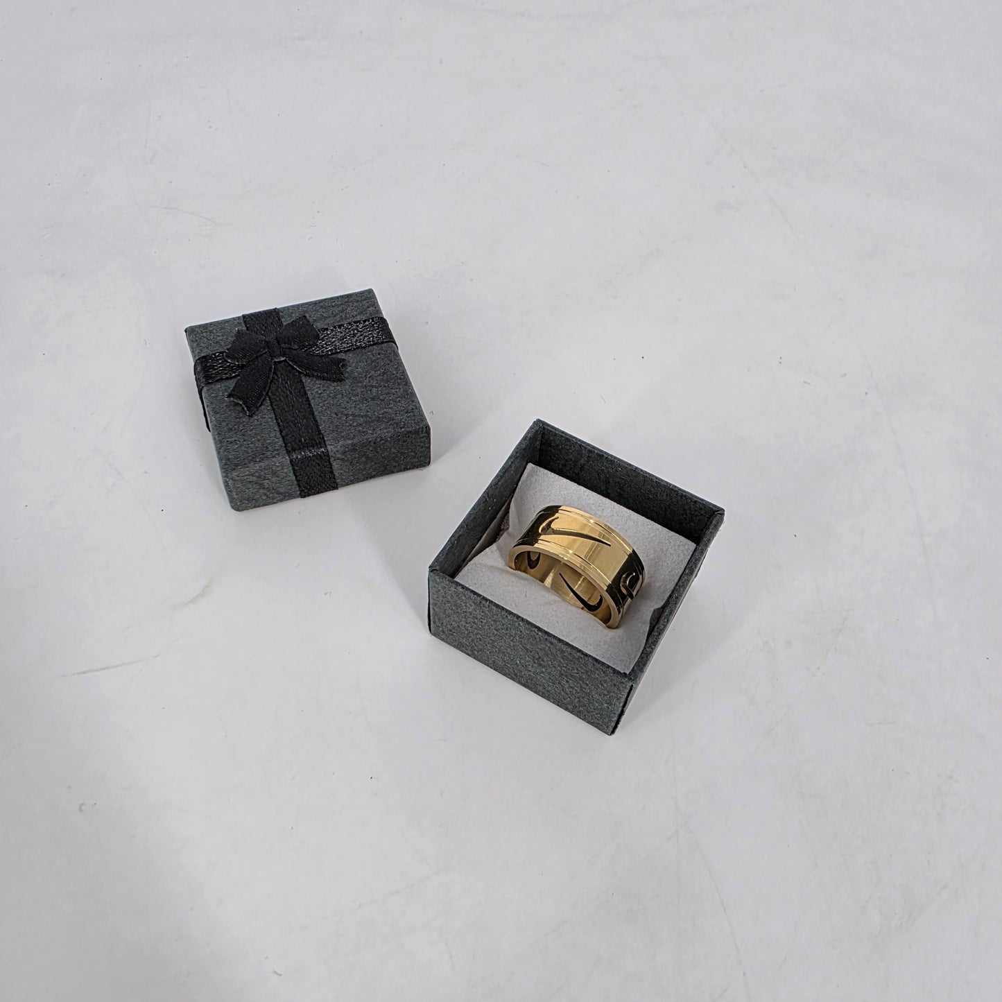 Romela nnaGold Swoosh Signature Ring: Cutout Swoosh