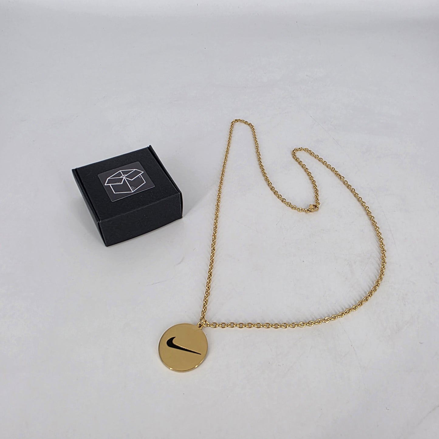Romela nnaGold Swoosh Signature Necklace: Circle Swoosh Signet
