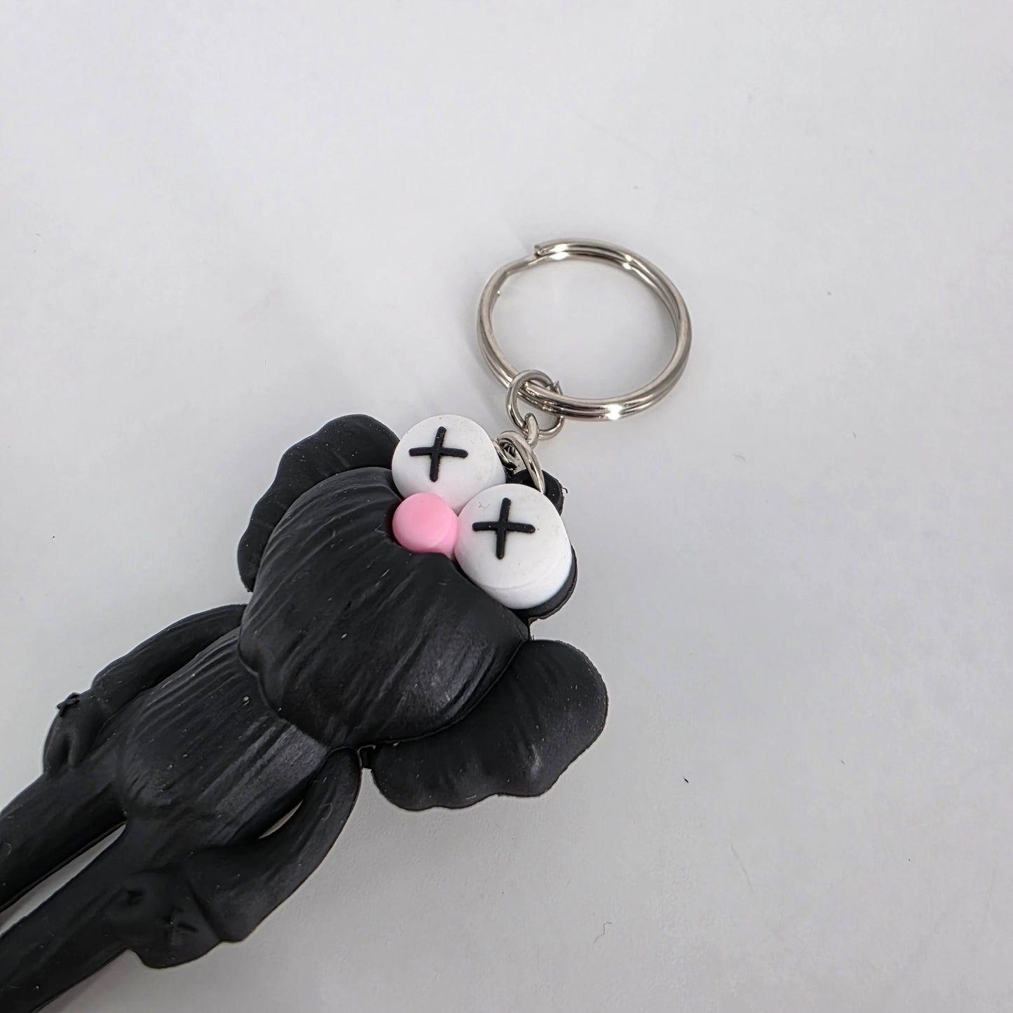 Romela Keychain KAWS Sesame Street Black – Silicone