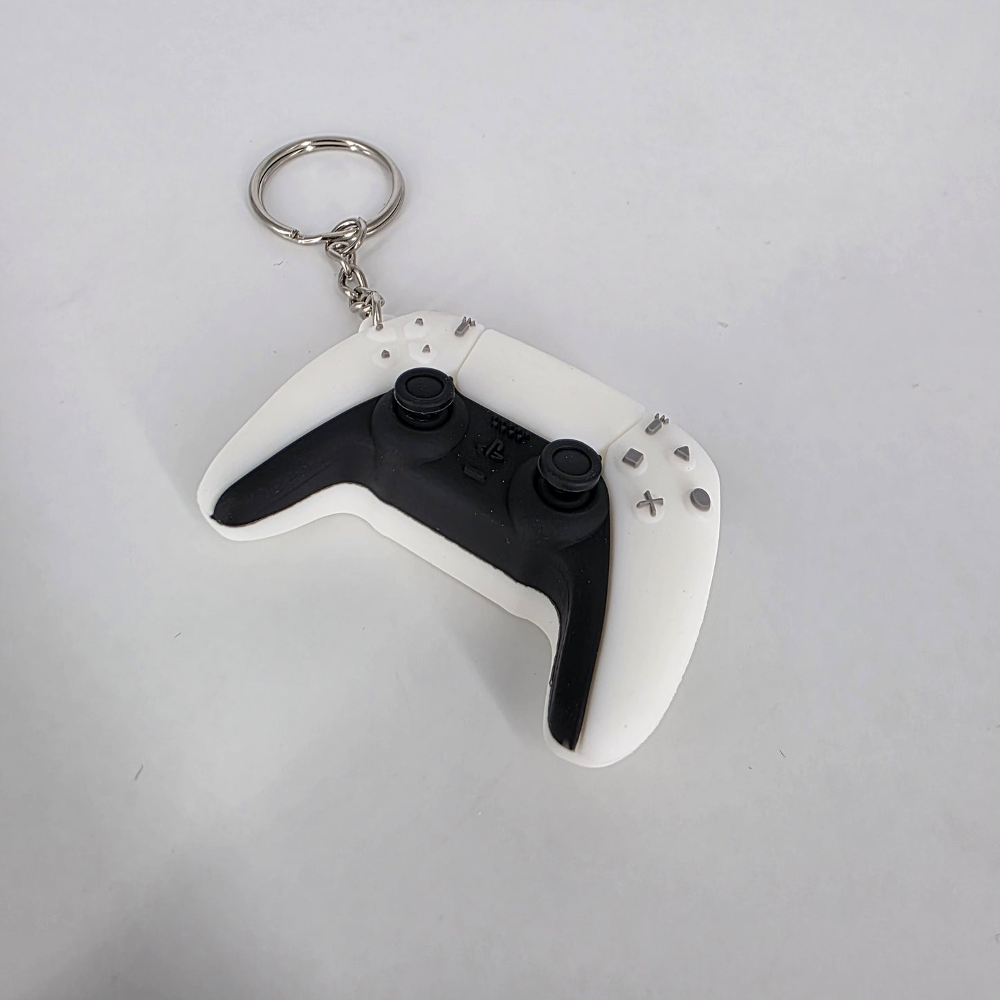 Romela Keychain PS5 Controller White – Silicone