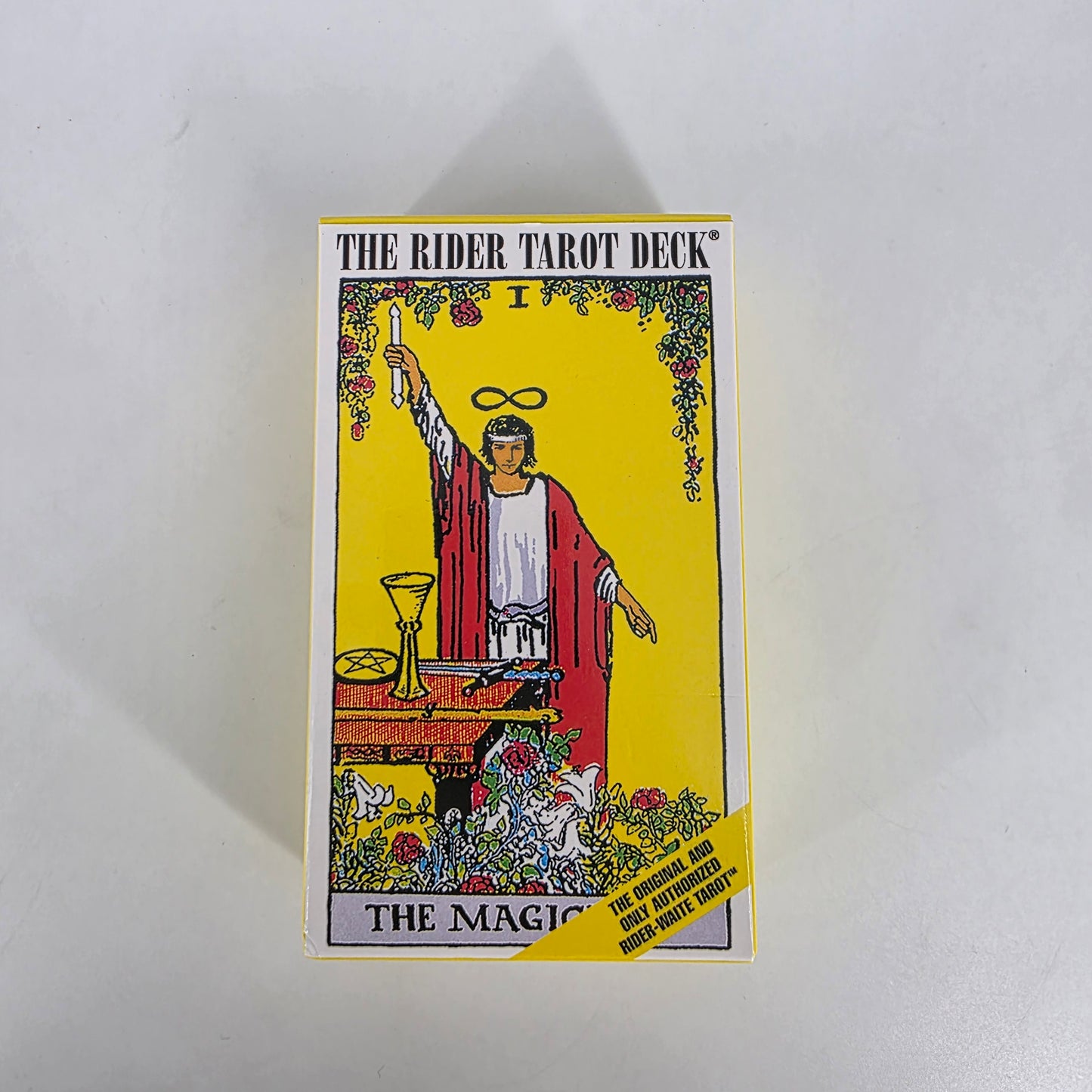 The Rider Tarot Deck & Guidebook (Large Deck – 9cm x 14.5cm)
