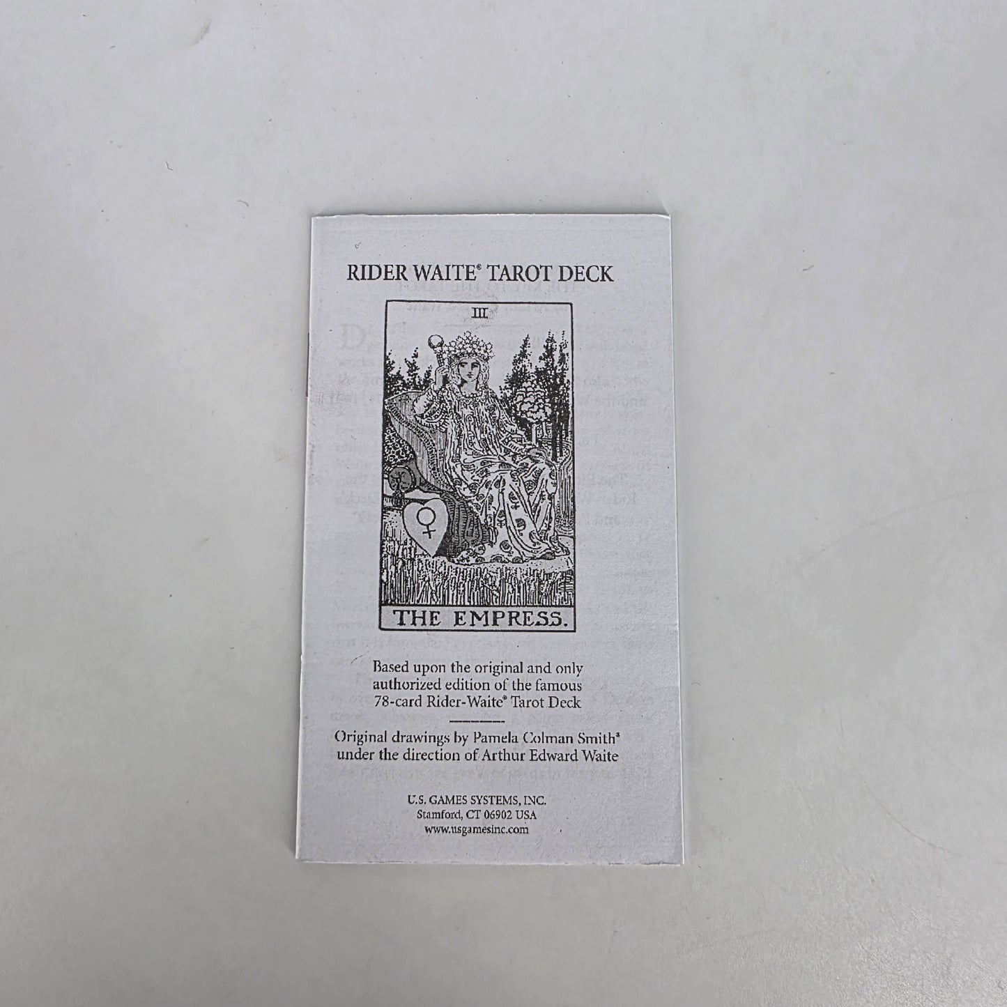 The Rider Tarot Deck & Guidebook (Large Deck – 9cm x 14.5cm)