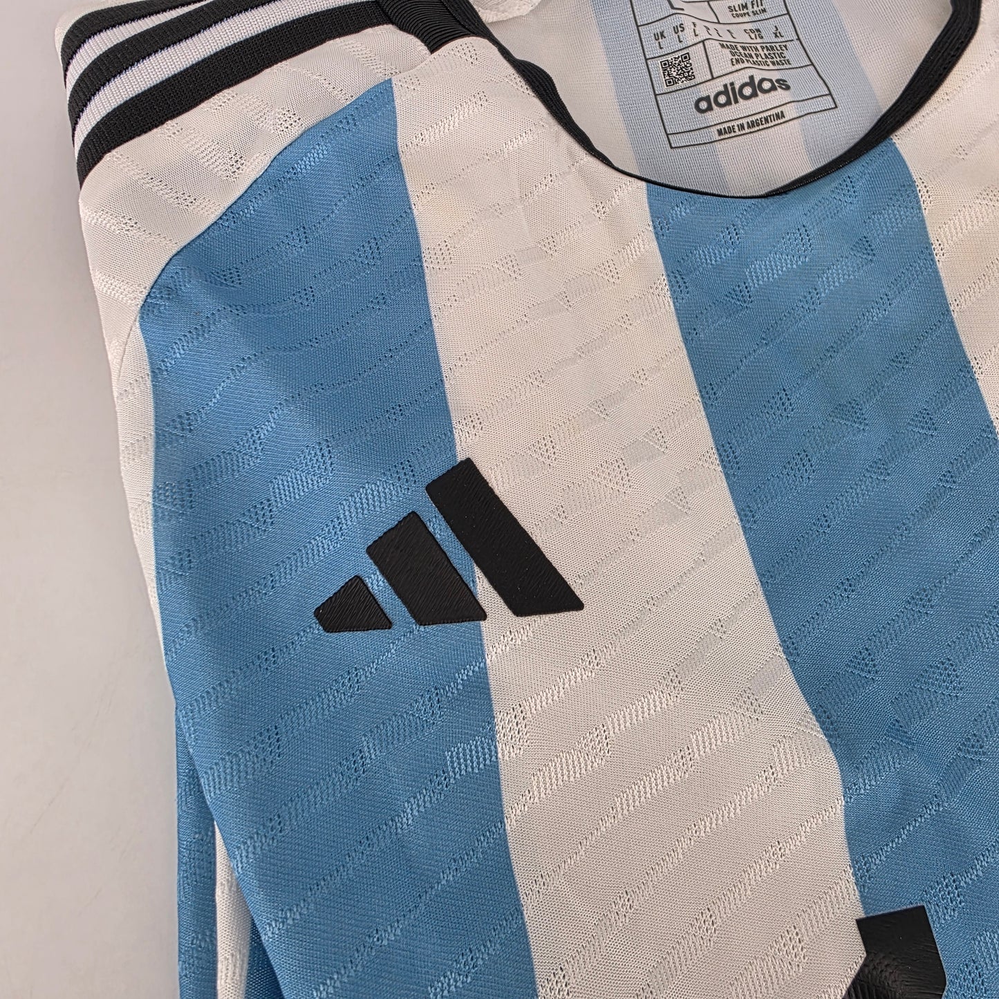 Argentina 22-23 Home Jersey - MESSI 10 (L) [Player Edition]