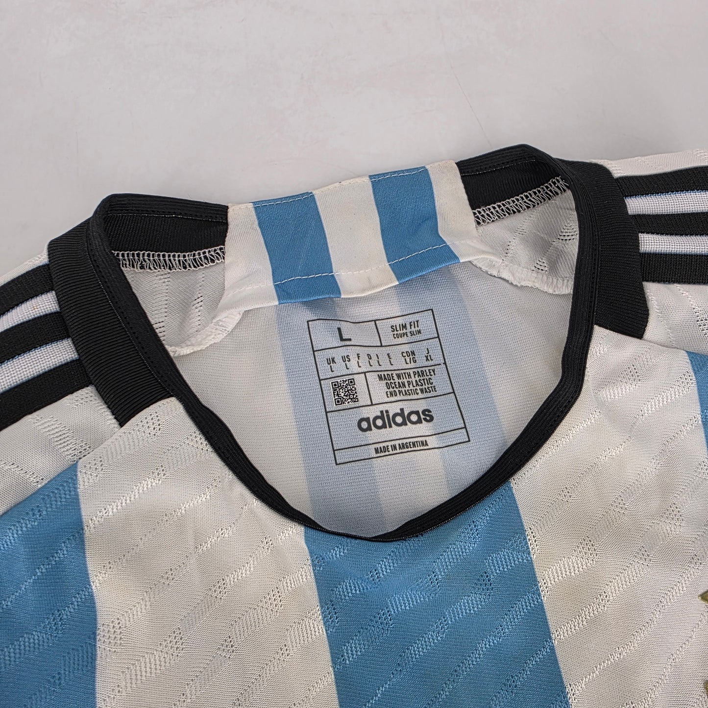 Argentina 22-23 Home Jersey - MESSI 10 (L) [Player Edition]