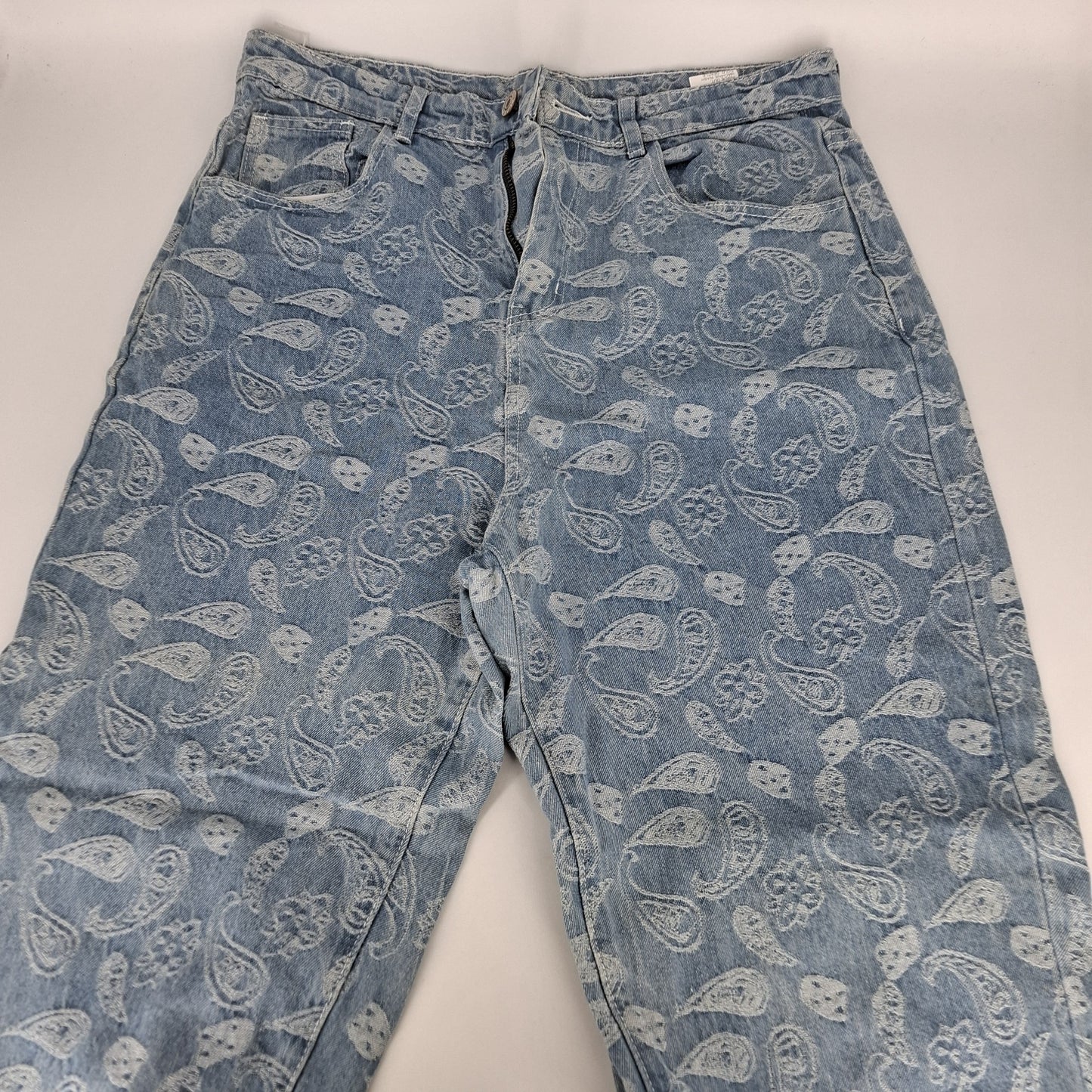 Shein Paisley-Pattern Light Wash Jeans (32)